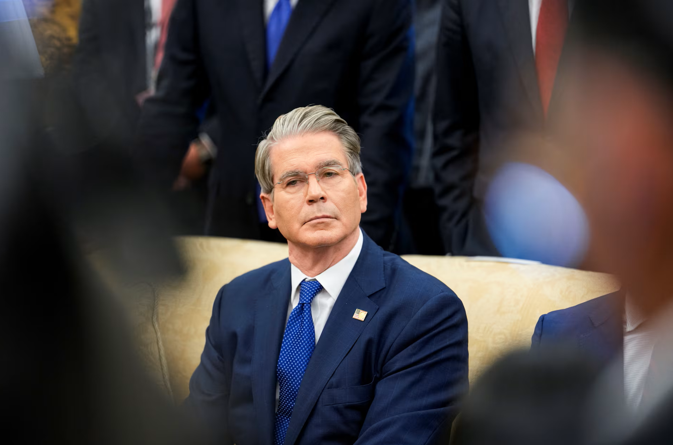 اسکات بسنت: ترامپ از زبانی که تهران می‌فهمد استفاده می‌کند