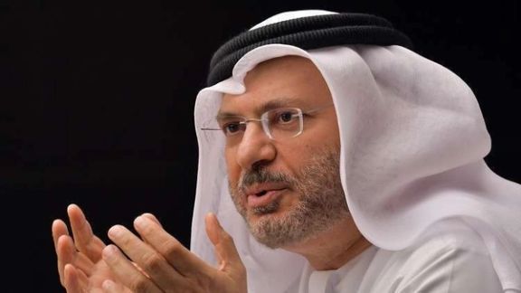 بعد الحديث عن تسليمه رسالة ترامب لطهران.. أنور قرقاش يلتقي وزير الخارجية الإيراني