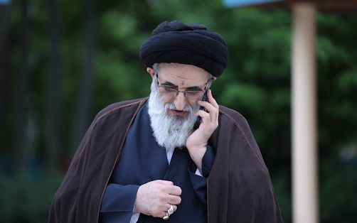 ممثل خامنئي في محافظة البرز: النظام الإيراني هو النظام الديمقراطي الوحيد في العالم