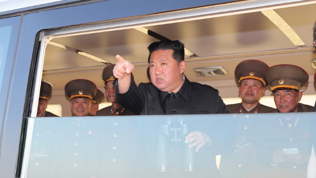 کره شمالی یک سلاح هدایت‌شونده تاکتیکی جدید را با هدف افزایش توان هسته‌ای خود آزمایش کرد