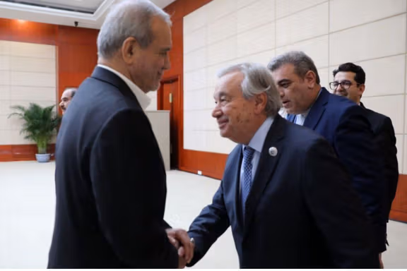 وزیر انرژی اسرائیل: دبیرکل سازمان ملل با لبخند به رییس دولت تروریستی ایران چاپلوسی میکند