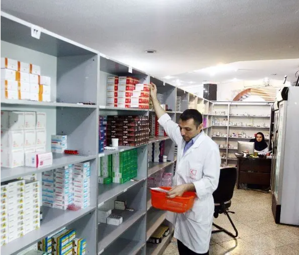 مسؤول صحي إيراني: أسعار الأدوية المستوردة تضاعفت 6 مرات خلال الـ12 شهرًا الماضية