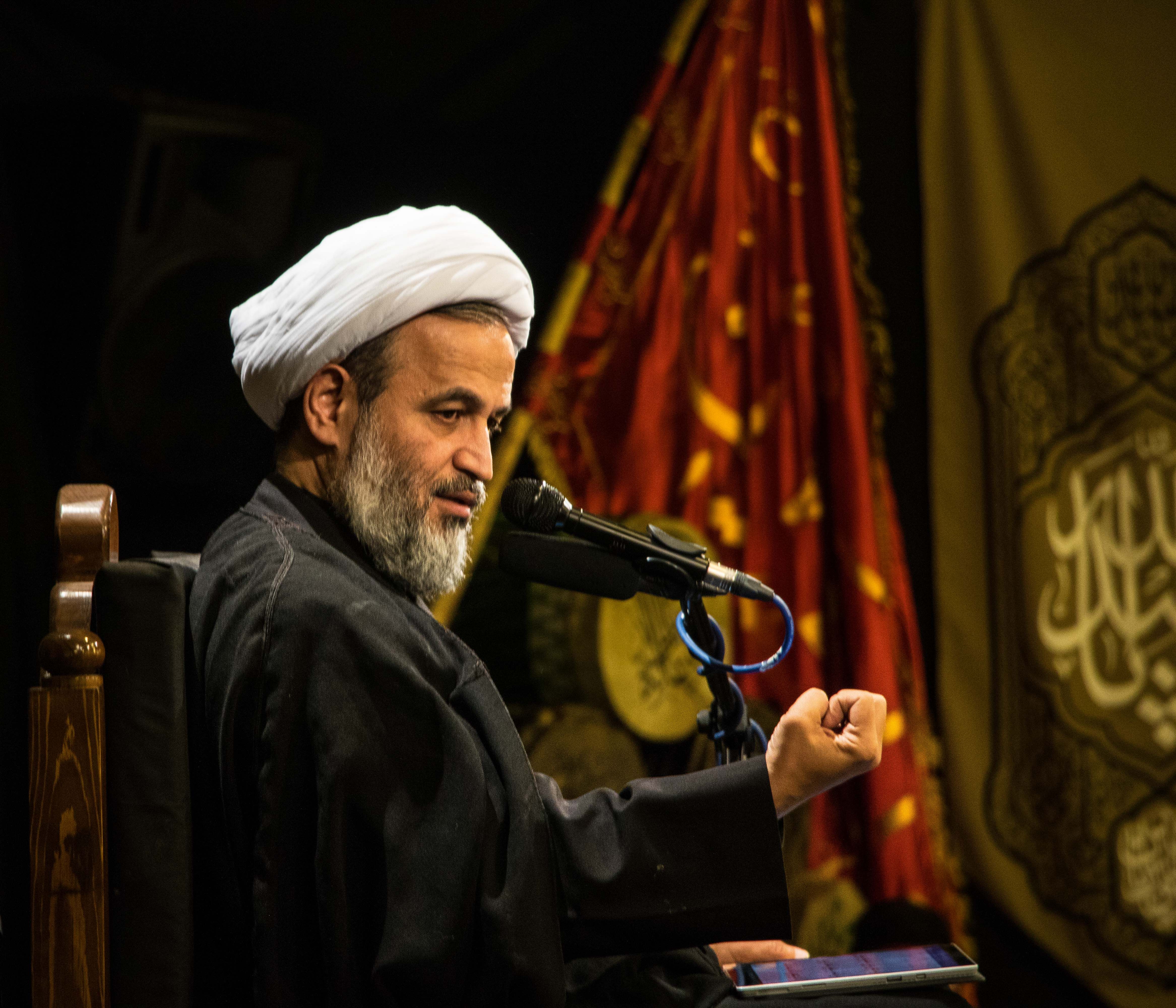علیرضا پناهیان: اکنون نبرد آخرالزمانی میان ما و تمام کفر جهانی در جریان است