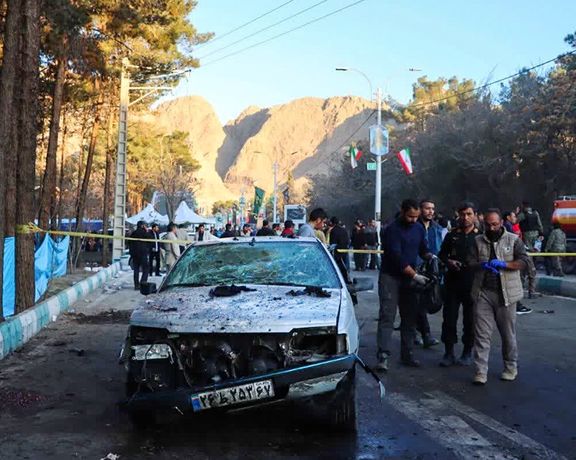 خبرگزاری دولتی ایرنا: یکی از انفجارها در کرمان در نتیجه اقدام «عامل انتحاری» بوده است