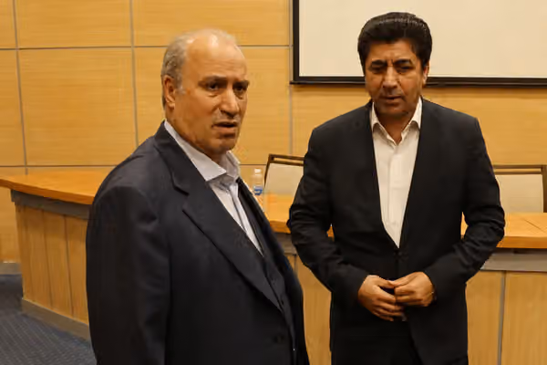 با حکم مهدی تاج، هدایت ممبینی از دبیرکلی فدراسیون فوتبال برکنار شد