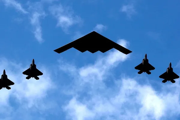 فرمانده ارشد سنتکام گزینههای نظامی علیه جمهوری اسلامی را به ترامپ ارائه کرد