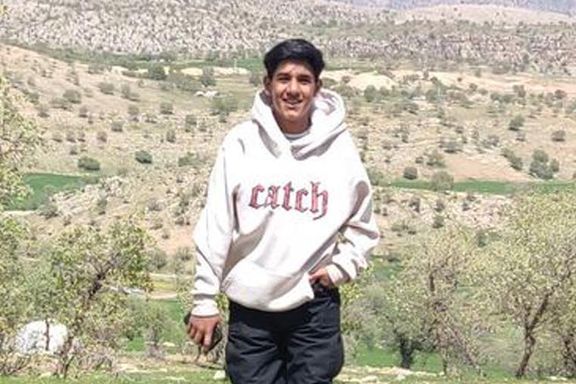 ارشک قیصربیگی، دانشآموز ۱۵ ساله اهل سرابله استان ایلام، همچنان در بازداشت است