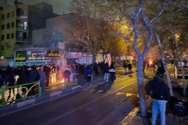 وزير التعليم الإيراني يقر بمقتل عدد من التلاميذ والمعلمين خلال الاحتجاجات