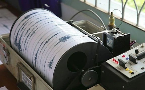 استاد پژوهشکده زلزلهشناسی: برخی از تجهیزات لرزهنگاری دزدیده شدند