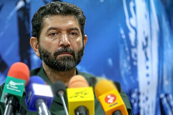 عسكري إيراني يصف العقوبات ضد "الثوري" بأنها ضد الشعب.. وممثل خامنئي يهاجم طالبي استمرارها