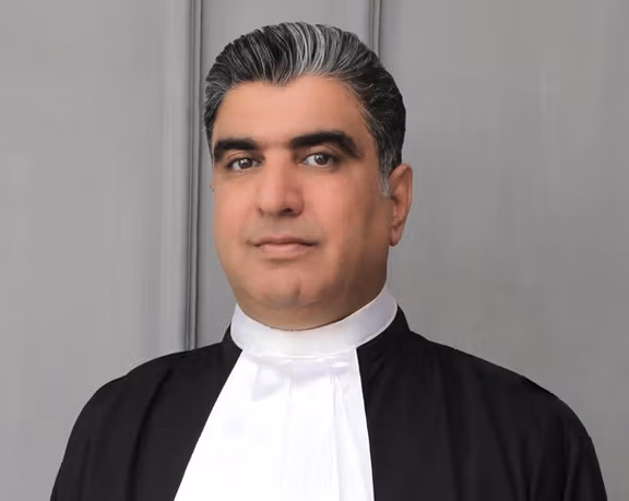 برادر خسرو علیکردی: فریاد خونخواهی برادرم را در مجامع بینالمللی مطرح میکنم