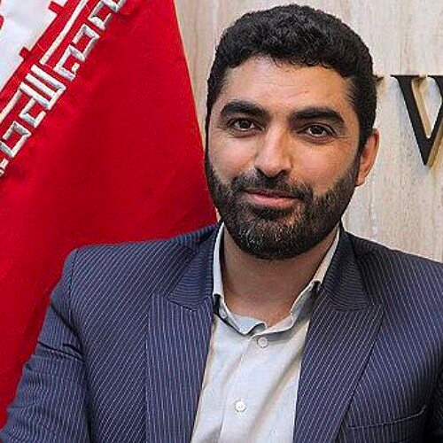 نماینده شهرکرد در مجلس: بودجه سال ۱۴۰۳ دارای منابع واقعیست، اما کفاف نمیدهد