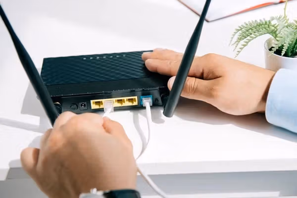 نتبلاکس: ایرانیان بیش از نیمی از سال جاری میلادی بدون اینترنت بینالمللی بودهاند