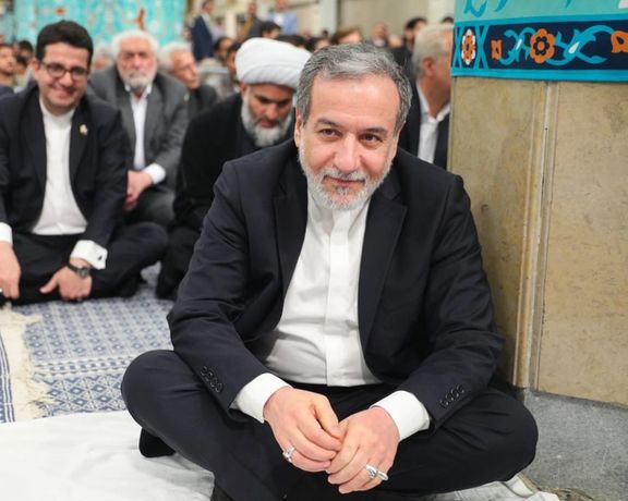 رویترز به نقل از یک مقام ایرانی: خامنهای به عراقچی برای مذاکرات «اختیار تام» داده است