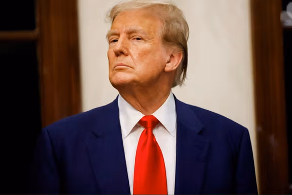 رویترز: ترامپ بیانیه گروه۷ درباره کاهش تنش جمهوری اسلامی و اسرائیل را تایید نکرده است