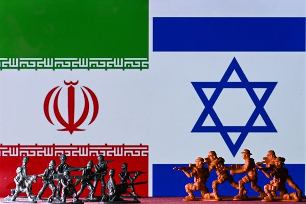 ما هي المواقع التي قد تستهدفها كل من إيران وإسرائيل في الهجمات المتبادلة المحتملة؟