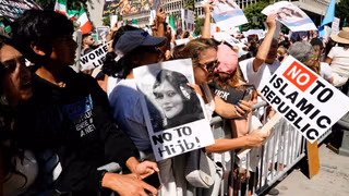 The Role Of 'Players In The Middle' In Iran's Political Landscape