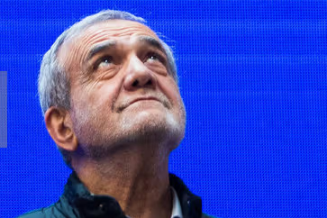 پزشکیان: فعال شدن مکانیسم ماشه را انتخاب میکنیم و اورانیوم غنیشده را تحویل نمیدهیم