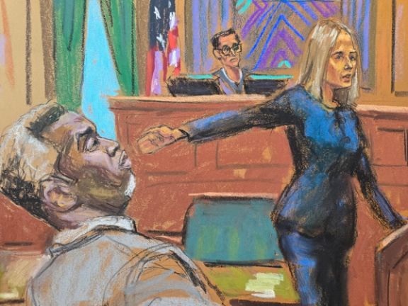 ویدیو ضربو جرح ونتورا از سوی شان کامبز در دادگاه پخش شد؛ آغاز رسیدگی به اتهام قاچاق جنسی