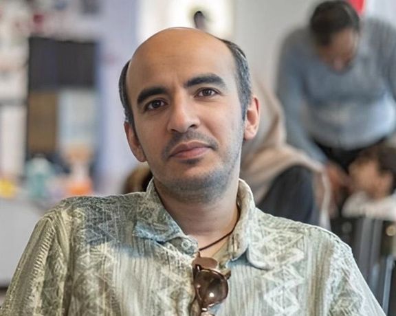 برادر حسین شنبهزاده، زندانی سیاسی از تمدید قرار بازداشت موقت او خبر داد