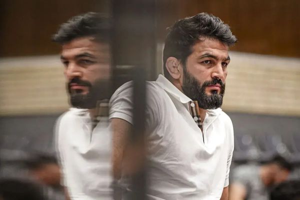 حمایت حسن یزدانی از هادی چوپان پس از نایب قهرمانی در مسترالمپیا