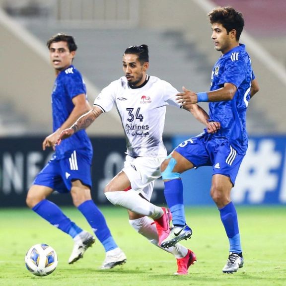 فراخوان برای ارسال ویدئو؛ نظر شما درباره عملکرد تراکتور مقابل نیروی هوایی چیست؟