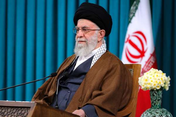 Khamenei Says Solving Iran's Economic Problems Soon 'Is Not Realistic'