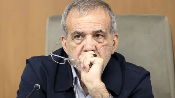 الرئيس الإيراني: الشعب السوري هو من يجب أن يقرر مصيره ونظامه السياسي