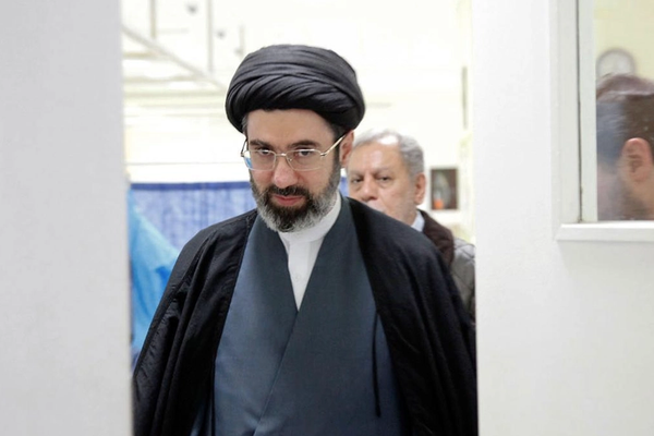 بدء مشروع "آية الله" مجتبى خامنئي.. بعد تحذيرات من "توريث منصب المرشد"