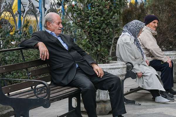سهم سالمندان از جمعیت ایران در سالهای آینده ممکن است به ۳۰ درصد برسد