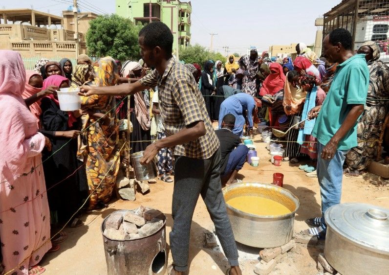 اکونومیست: اگر تنگه هرمز بسته بماند، ۴۵ میلیون نفر به تعداد گرسنگان در جهان اضافه می‌شود