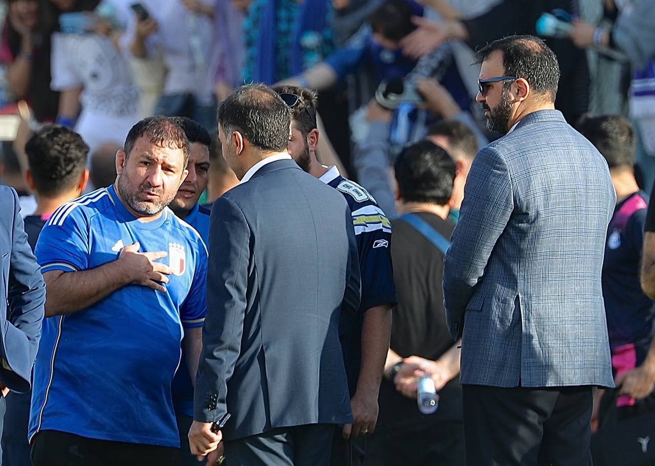 حجت کریمی: در جریان هیچ چیز نبودم، نه «هانی کُرده» نه بنر «جان نثار»