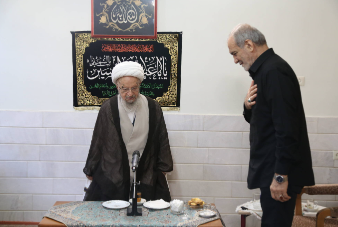 پزشکیان در دیدار با مکارم شیرازی: برخی جریان‌ها در تلاشند توافق را بر هم بزنند