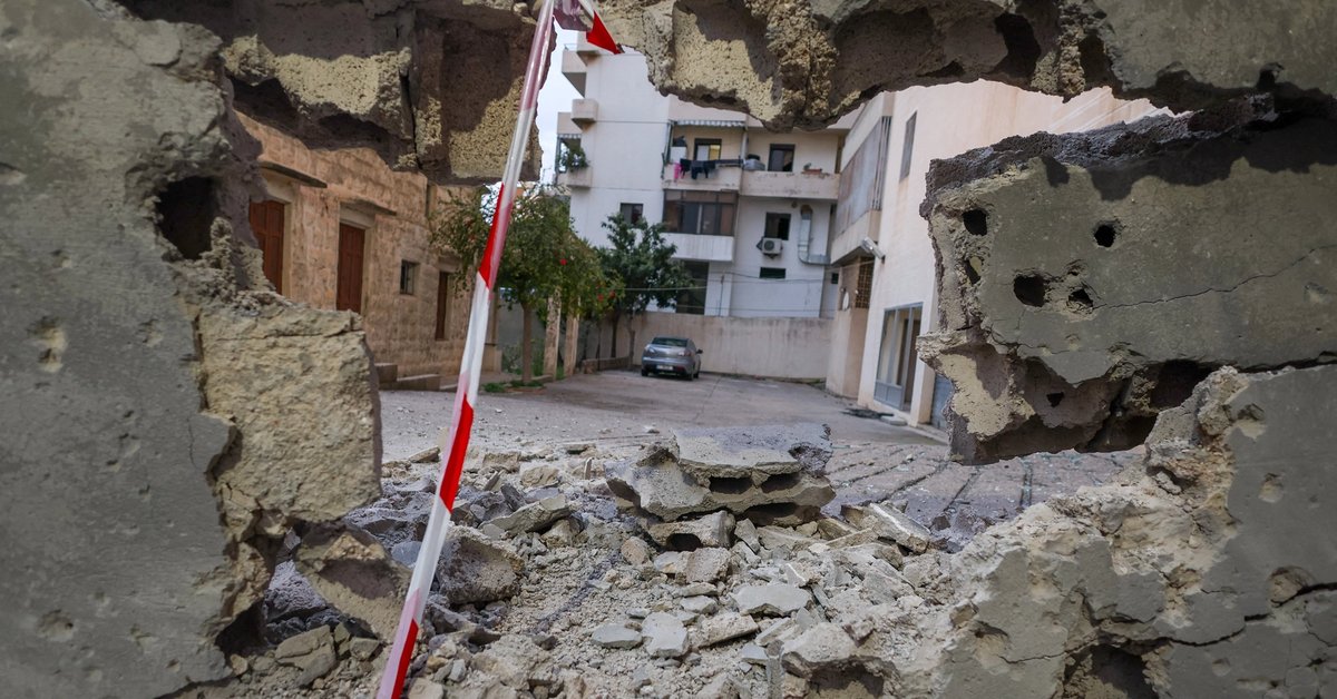 Iran missile hits Lebanon after Tehran envoy expelled from Beirut