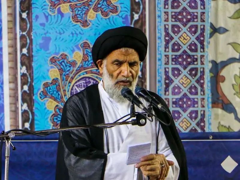 امام جمعه اهواز: تا محو اسرائیل و نابودی پایگاه‌های آمریکا سلاح خود را بر زمین نمی‌گذاریم