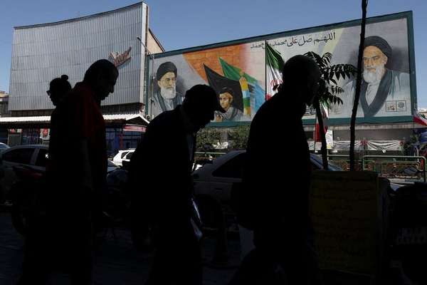 تهدید تهران به تلافی حملات آمریکا؛ روبیو میگوید مذاکرات «چند روزی» طول میکشد