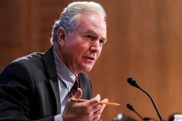 Iran must be willing to negotiate about its nuclear program, senator says