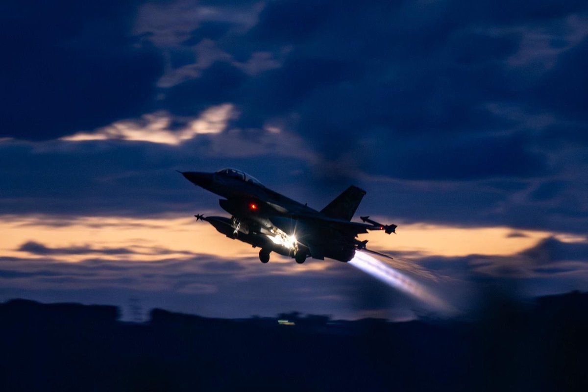 هاآرتص: جنگ با حکومت ایران باید تهدید «نابودی» اسرائیل را برای همیشه از میان ببرد