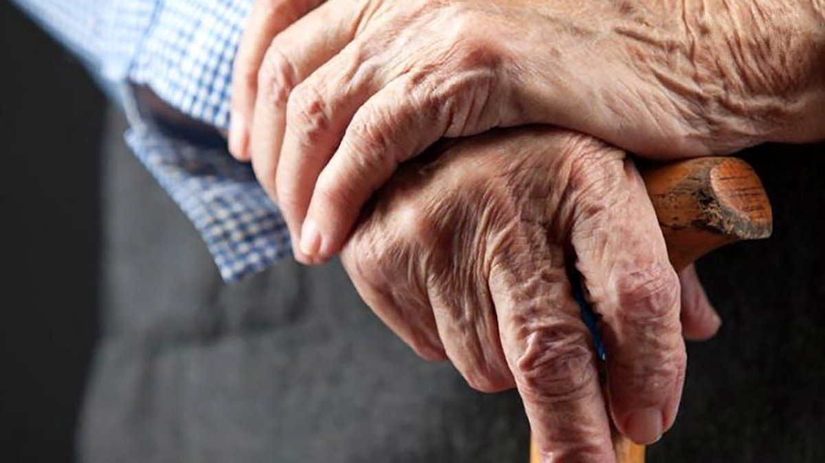 شهروندان درباره تصمیم دولت پزشکیان برای ابلاغ افزایش سن بازنشستگی چه می‌گویند؟