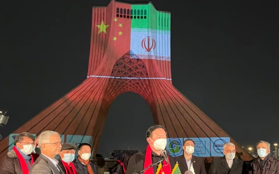 رییس پیشین کمیسیون امنیت ملی مجلس: در مقابل گستاخی چین از مقامات کشور چیزی جز سکوت ندیدیم