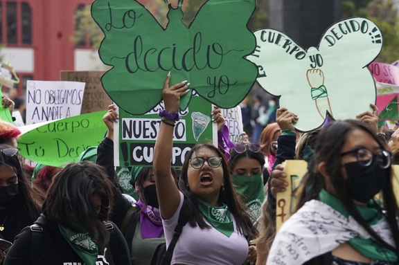 دیوان عالی مکزیک از سقط جنین در سراسر این کشور جرمزدایی کرد