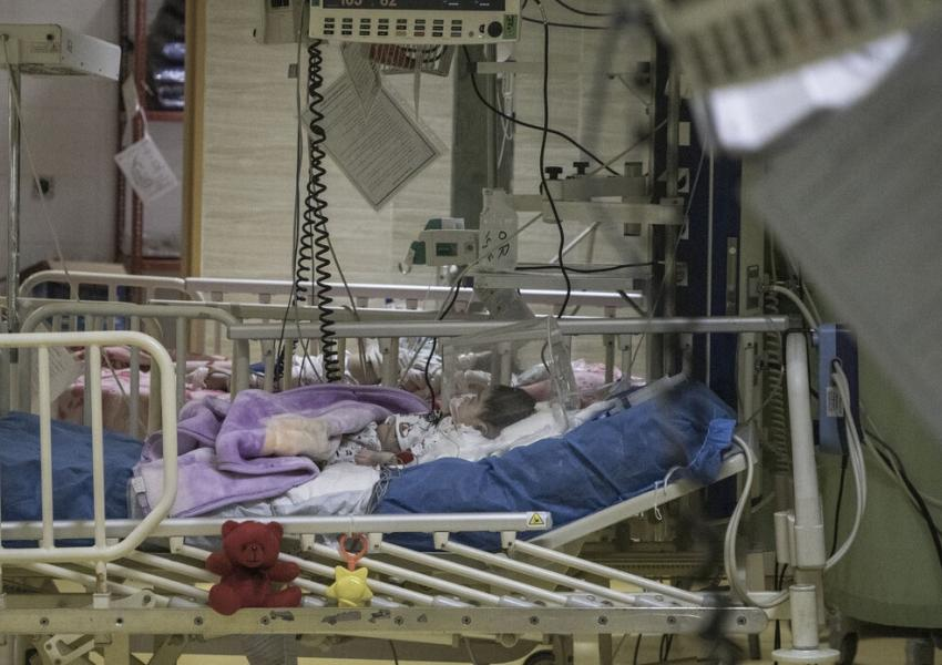 عضو کمیسیون بهداشت مجلس شورای اسلامی: باید از ایجاد عطش واکسیناسیون در مردم پرهیز کنیم