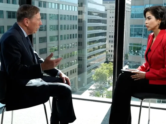 الجنرال بترايوس لـ "إيران إنترناشيونال": الحرب ستلحق ضررًا كبيرًا جدًا بإيران وإسرائيل