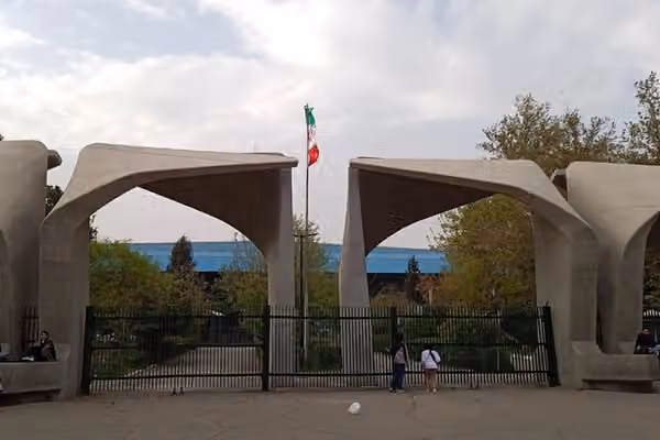 انصراف برخی دانشجویان یا کم کردن واحدهای درسی بهدلیل افزایش هزینه تحصیل