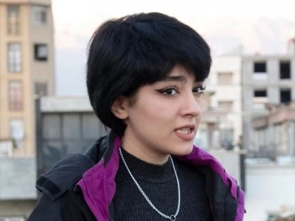 مادر نیکا شاکرمی: دستان اهریمن نیکا را در روز تولدش از من ربودند و به خاک سپردند