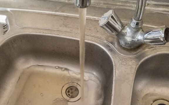 مقام شورای شهر: تهران لبتشنگی را تجربه میکند