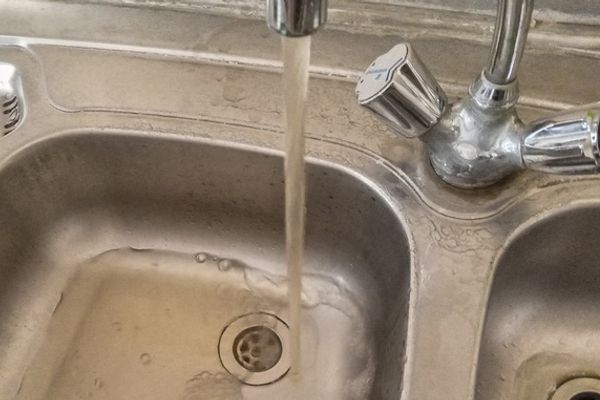 رغم الأزمات وعدم كفاءة الحُكم.. ما الدور الذي يمكن أن يلعبه الناس في تقرير مصيرهم؟