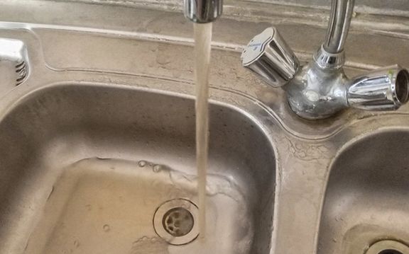 رغم الأزمات وعدم كفاءة الحُكم.. ما الدور الذي يمكن أن يلعبه الناس في تقرير مصيرهم؟