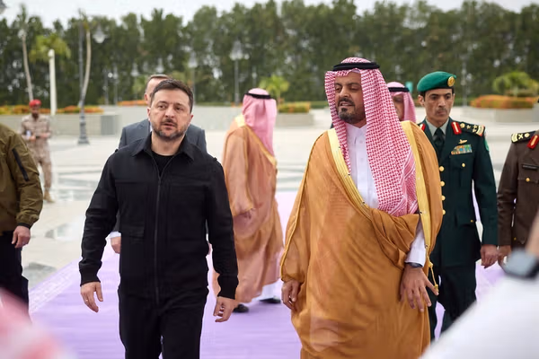 آمریکا فناوری اوکراینی مقابله با پهپاد را در یک پایگاه هوایی در عربستان سعودی مستقر کرد