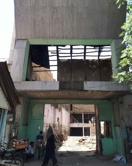 سینمای ۸۰ ساله خیام در تهران تخریب شد